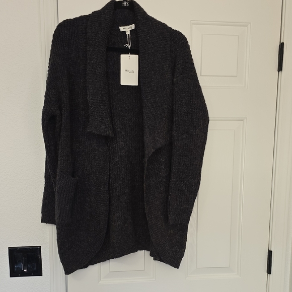 Miracle Sweater M/L Nwt - Picture 1 of 9